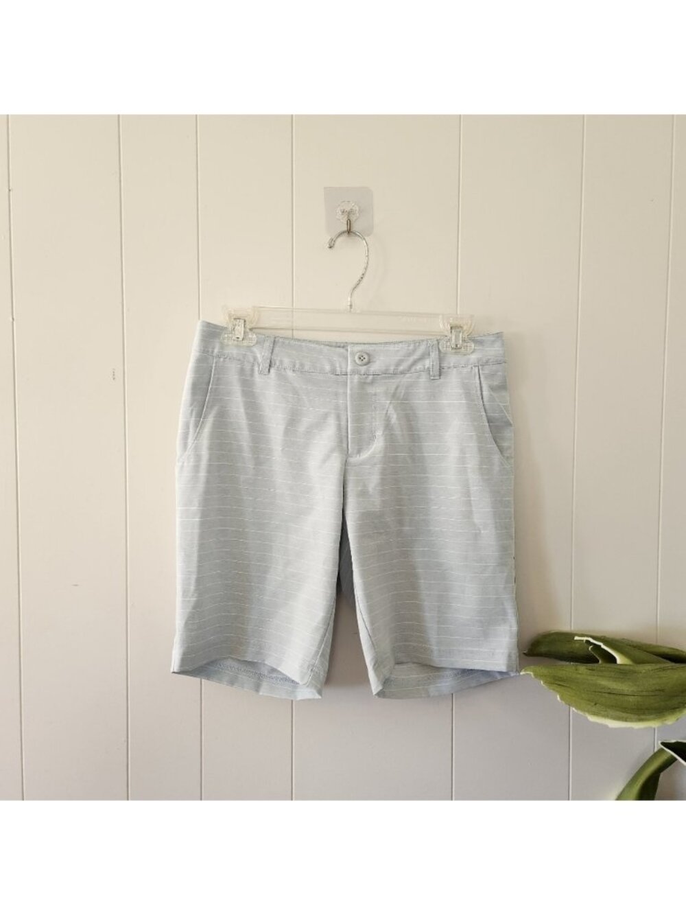 Columbia PFG Bermuda Shorts Hiking Activewear Fishing Womens Light Blue Summer